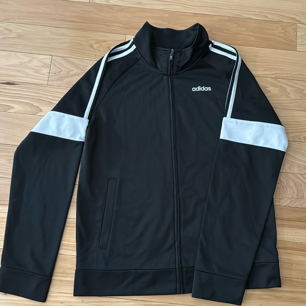 New Adidas Jacket - Picture 2 of 7